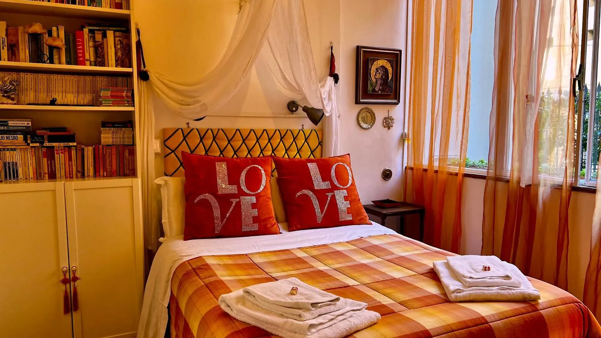 Tre Gigli A Firenze, 5 Minutes From Station, Via Palazzuolo 55 Acomodação com café da manhã Alojamento de Acomodação e Pequeno-almoço Florença